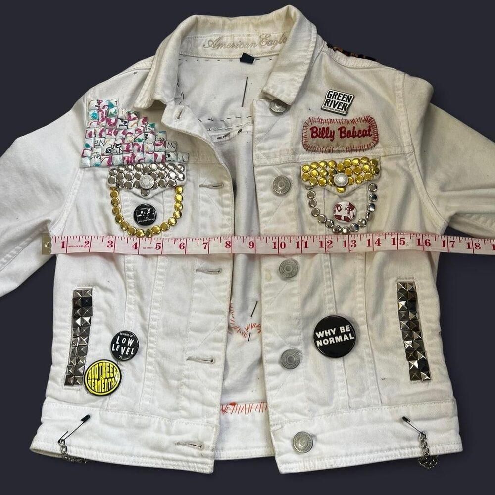 custom denim jacket - Picture 3 of 6